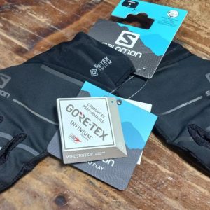 Guanto da sci alpinismo leggero salomon in goretex