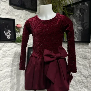 Abito bordeaux con paillettes e fiocco laterale 4-14 anni
